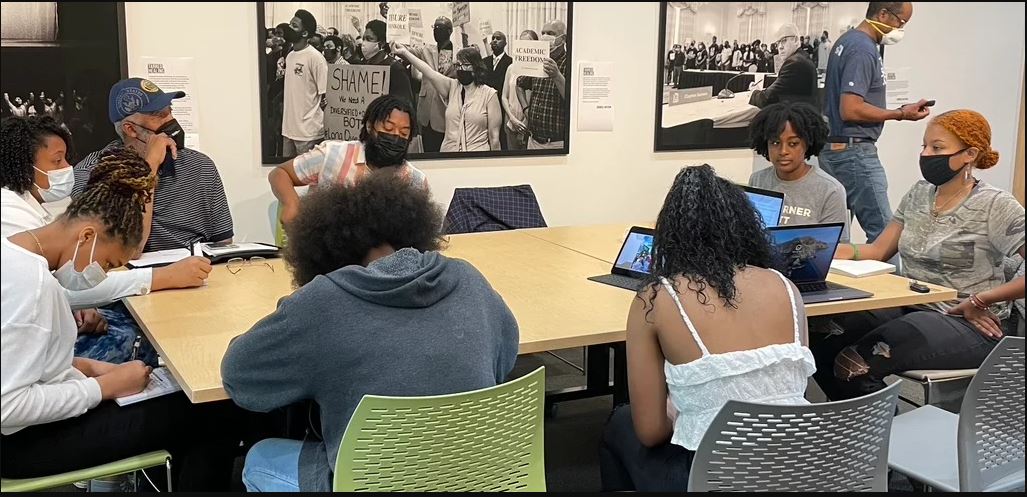 Cates scholars at Tarred Healing exhibit